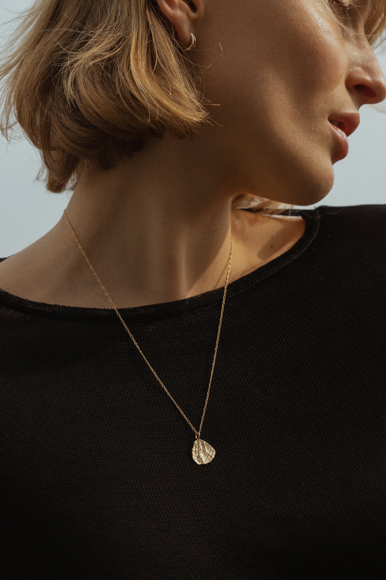 SEA SHELL NECKLACE